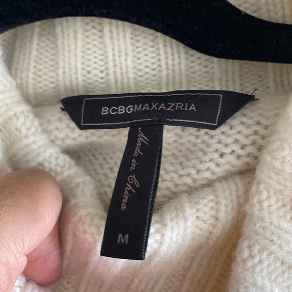 BCBGMAXAZRIA wool sweater - Picture 2 of 2